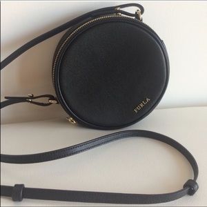 BRAND NEW!!! Furla Yolo Round Cross Body Purse